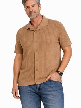 DKNY Men's Short-Sleeve Button-Down Shirt in Camel Brown